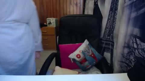 Lana online show from 8, 3, 2026