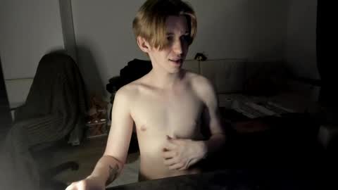 Snapshot of y0ursteve chatting on 30, 5, 2026 y0ursteve online show from 30, 5, 2026
