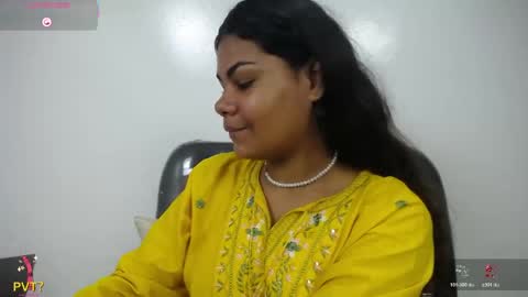 Snapshot of yaazhini457034 chatting on 28, 4, 2026 yazhini online show from 28, 4, 2026