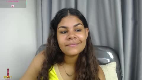 Snapshot of yaazhini457034 chatting on 1, 6, 2026 yazhini online show from 1, 6, 2026