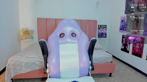 Naomi online show from 9, 4, 2026