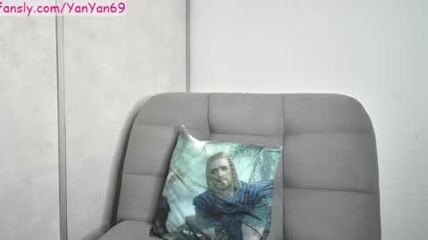 Snapshot of yandere69 chatting on 8, 11, 2025 Sam online show from 8, 11, 2025