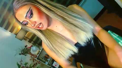 Snapshot of yasii19 chatting on 2, 5, 2026 miss yasii online show from 2, 5, 2026
