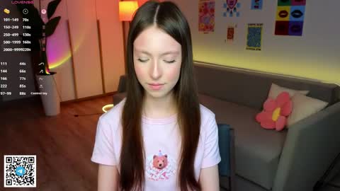 Yasmin online show from 4, 4, 2026