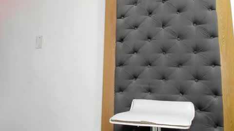 YAYA online show from 25, 1, 2025