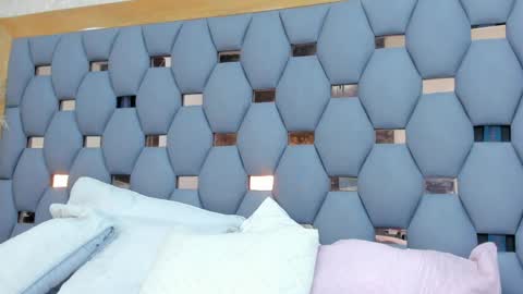 yayi derek  online show from 26, 4, 2026