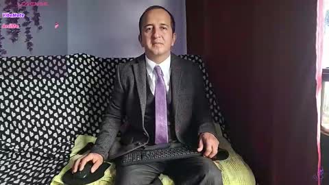 Hazzan y Greisy online show from 2, 12, 2025