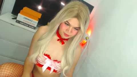 Snapshot of yazmin_shines chatting on 28, 5, 2026 Yazzi online show from 28, 5, 2026