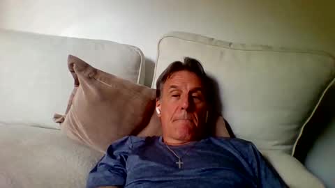 yeah_baby6988 online show from 27, 4, 2026