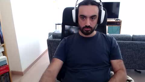 Snapshot of yeeaahoo chatting on 5, 11, 2025 yeeaahoo online show from 5, 11, 2025