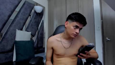 yef_thinn online show from 6, 3, 2026