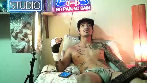 yeisoncastellanos1999 online show from 26, 2, 2026