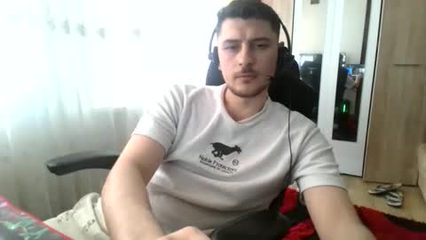 Snapshot of yellowsubmarinex2 chatting on 26, 5, 2026 yellowsubmarinex2 online show from 26, 5, 2026