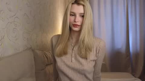 Snapshot of yennaone chatting on 5, 2, 2026 Yenna online show from 5, 2, 2026