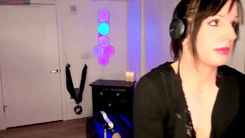 Ashley online show from 26, 3, 2026