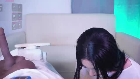 sofia online show from 4, 11, 2025