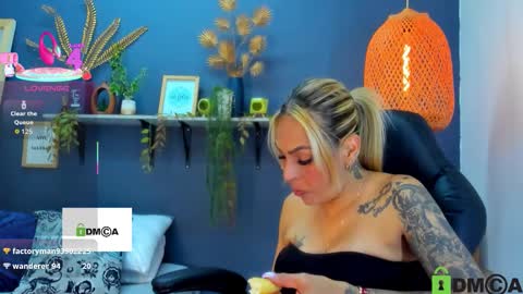 yessika_parker online show from 8, 11, 2025