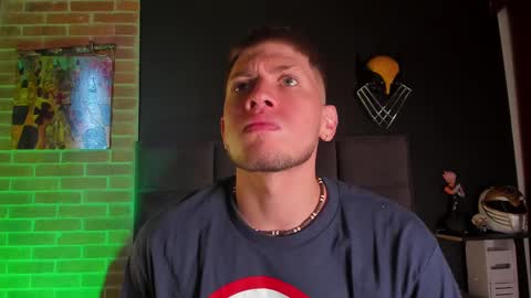 Snapshot of yhan_alvarez25 chatting on 1, 2, 2025 YHAN ALVAREZ25 online show from 1, 2, 2025