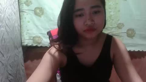 Snapshot of yhang_19 chatting on 20, 10, 2025 yhang_19 online show from 20, 10, 2025
