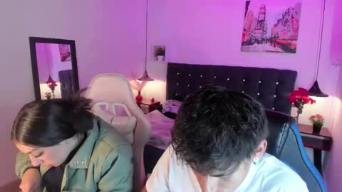 Yiing and yang online show from 9, 10, 2025