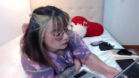 Snapshot of yini_angel07 chatting on 7, 11, 2025 hii i am yini online show from 7, 11, 2025