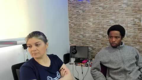 yinyyanghot online show from 29, 11, 2025