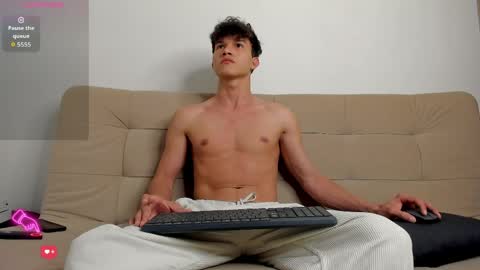 Snapshot of yizus_bonz chatting on 11, 5, 2026 yizus_bonz online show from 11, 5, 2026