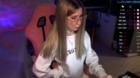     online show from 8, 12, 2024