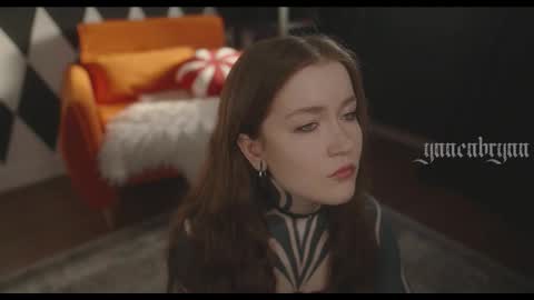 ynnenbrynn online show from 2, 2, 2026