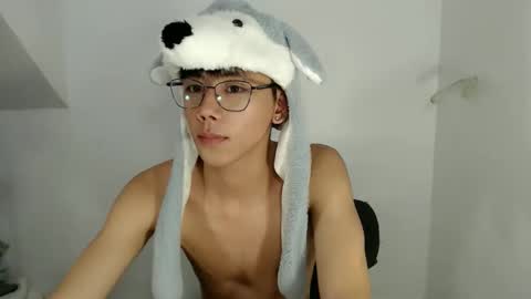 Snapshot of ynotyu chatting on 10, 2, 2026 ynotyu online show from 10, 2, 2026