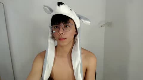 Snapshot of ynotyu chatting on 28, 2, 2026 ynotyu online show from 28, 2, 2026