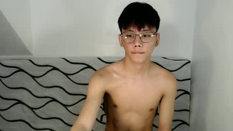 Snapshot of ynotyu chatting on 22, 6, 2026 ynotyu online show from 22, 6, 2026