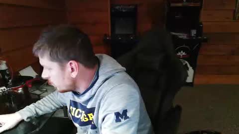 Snapshot of yobenko chatting on 18, 12, 2025 yobenko online show from 18, 12, 2025