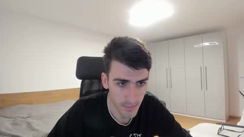 Snapshot of yoda130305 chatting on 2, 3, 2026 yoda130305 online show from 2, 3, 2026