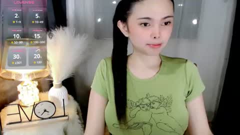 Snapshot of yogirl_abby chatting on 29, 6, 2026 Hi i am Abby i am Filipina Aussie youve ever wanted to meet NOT INTO CHEAP GUY online show from 29, 6, 2026