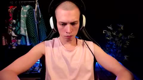 You can ask my name in pm online show from 31, 1, 2026