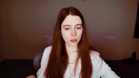 yoka_paradoxxx online show from 15, 2, 2026