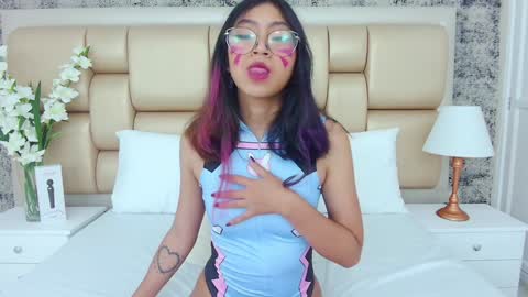 Yommi Winx online show from 23, 12, 2024