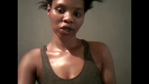 amazingkellyxx online show from 6, 1, 2025