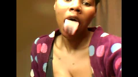 amazingkellyxx online show from 25, 9, 2025