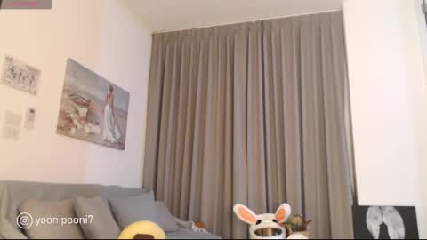 yoonipooni online show from 20, 2, 2025