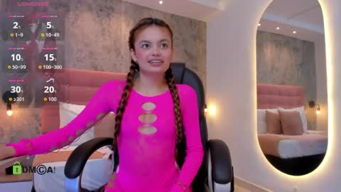 Snapshot of yoselin_lewis chatting on 15, 4, 2026 Yoselin online show from 15, 4, 2026