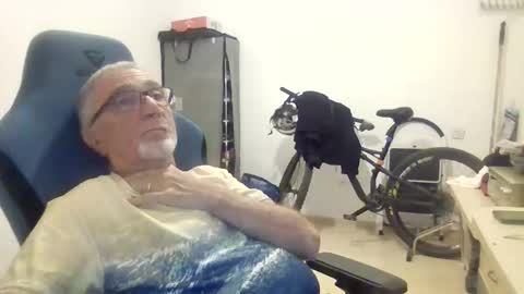 yoska281 online show from 17, 2, 2026