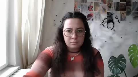 Aurora online show from 11, 10, 2025
