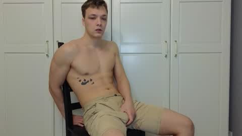 Snapshot of you_dream_ chatting on 22, 12, 2025 you_dream_ online show from 22, 12, 2025