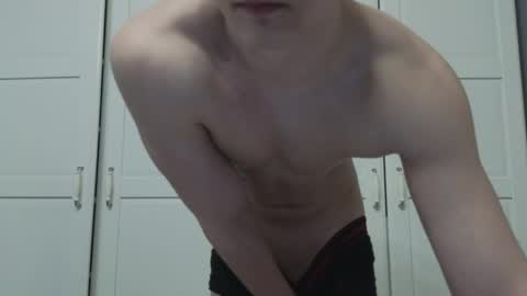 Snapshot of you_dream_ chatting on 12, 2, 2026 you_dream_ online show from 12, 2, 2026