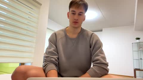 Snapshot of youcan__ chatting on 3, 3, 2025 youcan__ online show from 3, 3, 2025