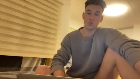 Snapshot of youcan__ chatting on 21, 11, 2025 youcan__ online show from 21, 11, 2025