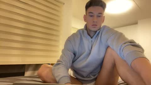 Snapshot of youcan__ chatting on 25, 11, 2025 youcan__ online show from 25, 11, 2025