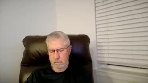 Colorado Guy Straight online show from 19, 2, 2026